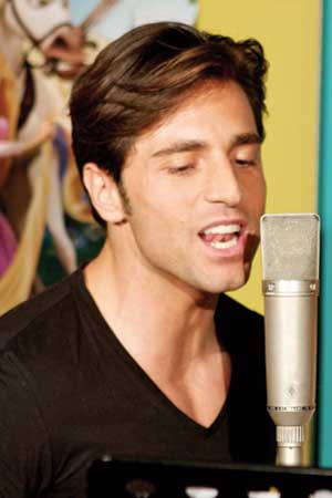 David Bustamante Doblaje Enredados