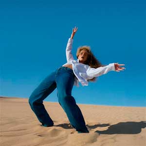 Ella Eyre: Everything, in time - portada mediana