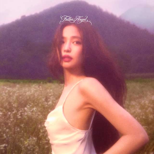 JENNIE: Fallen angel - portada