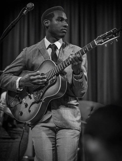 Leon Bridges