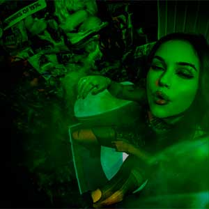 Maggie Lindemann: SUCKERPUNCH - portada mediana