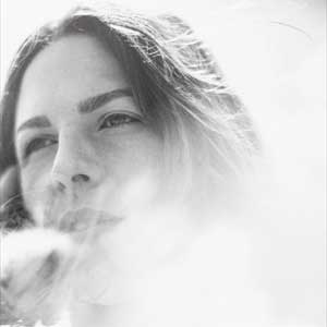 Melody's Echo Chamber: Emotional eternal - portada mediana