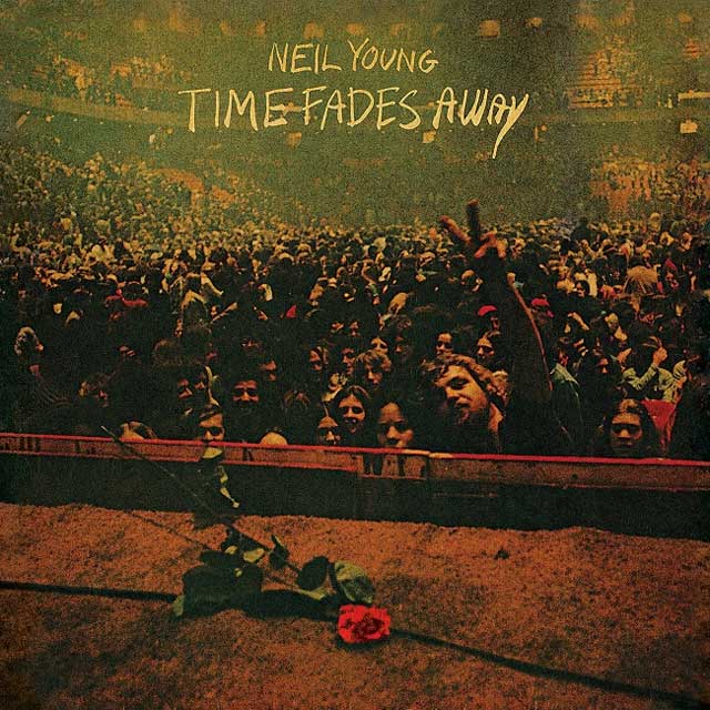 Neil Young: Time fades away - portada