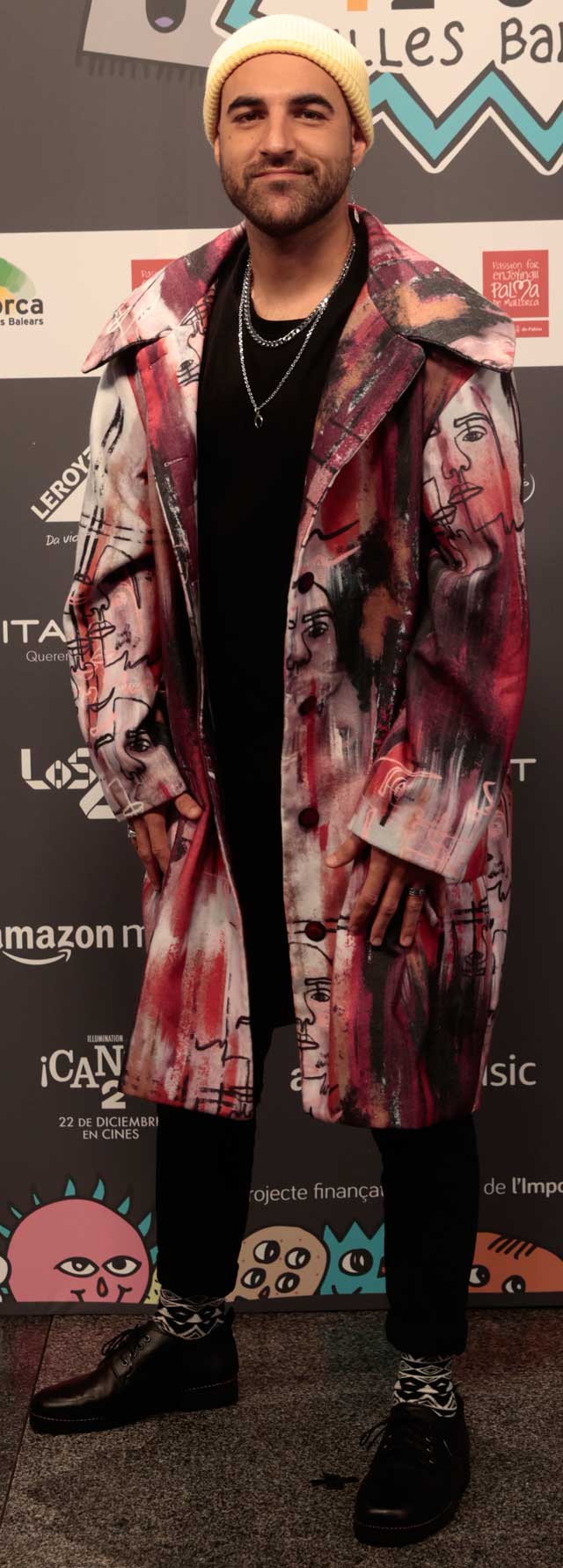 Nil Moliner LOS40 Music Awards Edición 2021. Alfombra roja