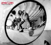 Pearl Jam: Rearviewmirror (Greatest Hits 1991-2003) - portada mediana