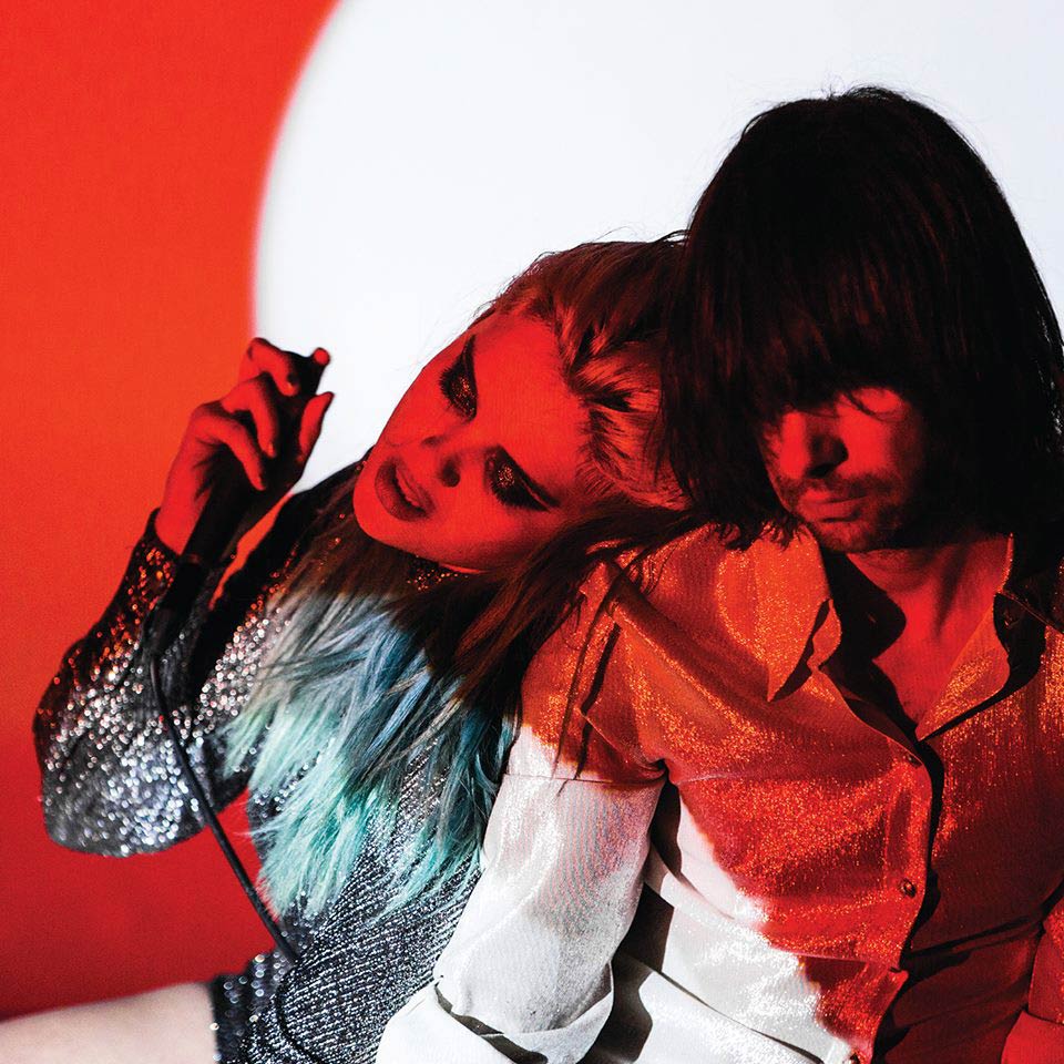 Primal Scream con Sky Ferreira: Where the light gets in - portada