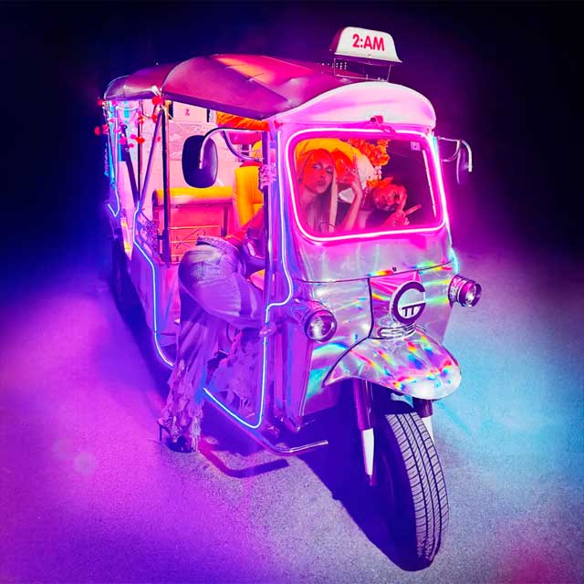 Sebastián Yatra con Bad Gyal: 2AM - portada