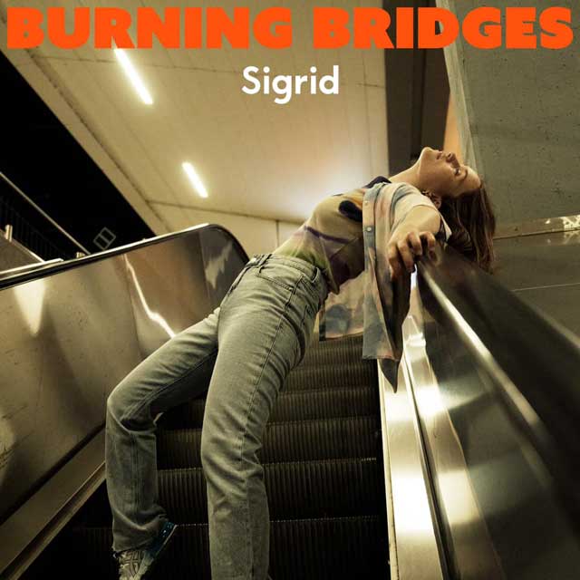 Sigrid: Burning bridges - portada