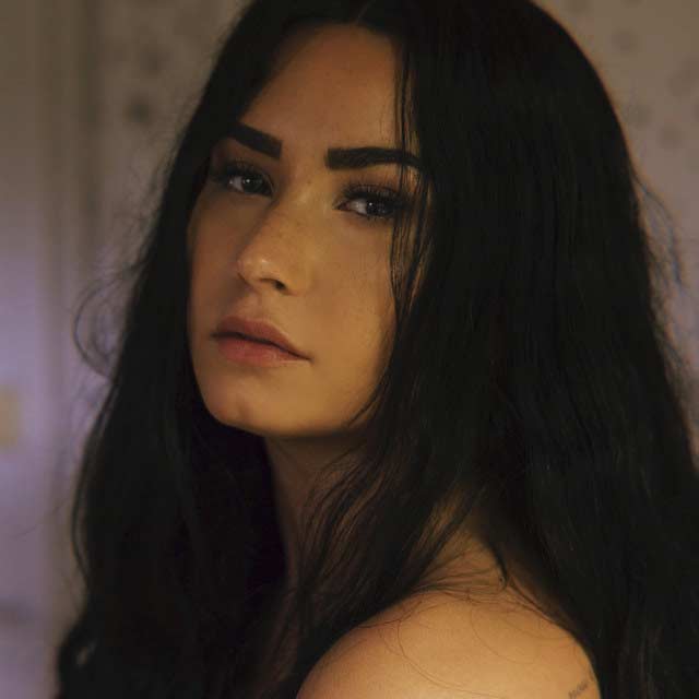 Demi Lovato: Sober - portada