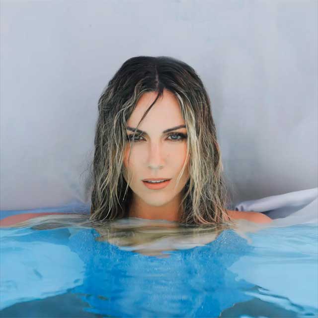 Edurne: Bailar con el viento - portada