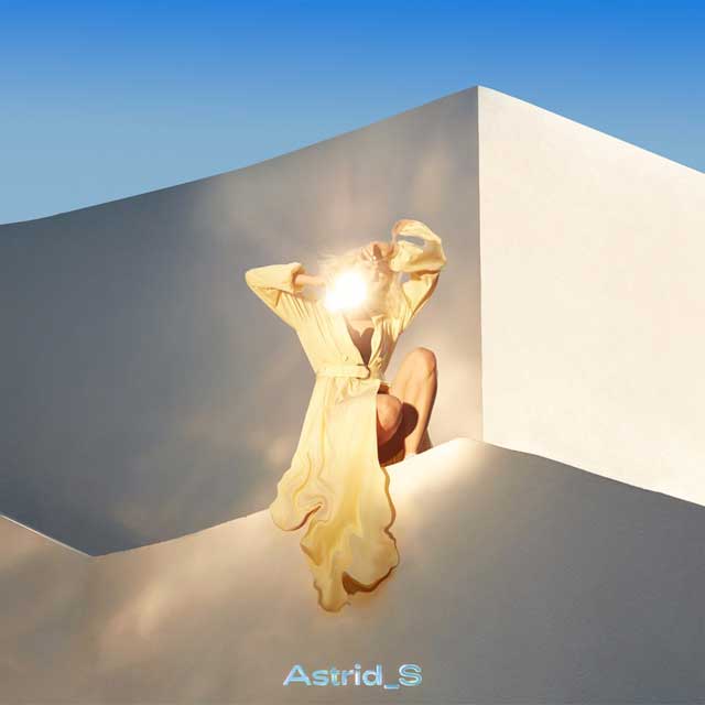Astrid S: Leave it beautiful - portada