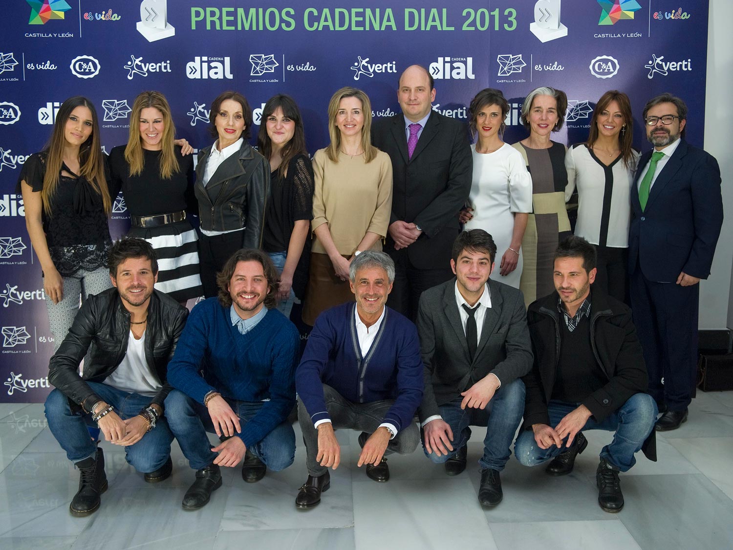 Foto de familia Premios Cadena Dial 2013