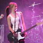 Avril Lavigne en la clausura de Juegos Olímpicos de Invierno