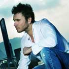 Nella stanza 26, lo nuevo de Nek