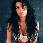 Amy Winehouse lidera la lista británica