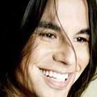 Julio Iglesias Jr., Por la mitad