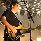 Los Mongrel de Andy Nicholson