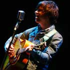 Ryan Adams deja los Cardinals