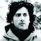 Coti arranca su gira en España y Argentina