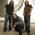 Korn ficha por Roadrunner Records
