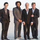 "Saturday sun", adelanta lo proximo de Crowded House