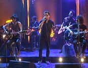 "Todos se van" de Calamaro en directo