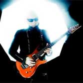 Joe Satriani en España en noviembre