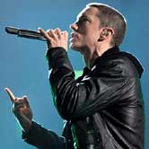 Eminem arrasa en Estados Unidos