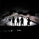 Hola a todo el mundo, "A movement between these two"