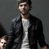 Miss Caffeina, Capitán