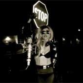 Version country del "Born this way"