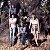 Hola a todo el mundo, Estela castiza