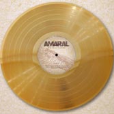 Amaral nº1 en la lista de ventas en España