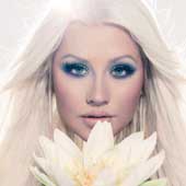 Christina Aguilera interpreta "Make the world move"