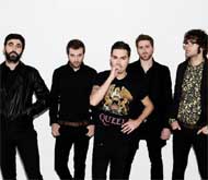 Estrenada la versión de estudio de "Disfraces"