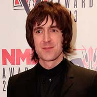 Ya hay titulo para el segundo disco de Miles Kane
