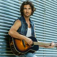 Se acerca el quinto disco de Hugo Salazar