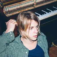 Tom Odell lidera la lista británica