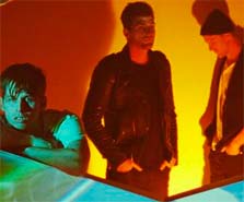 Video oficial para "Coming of age"