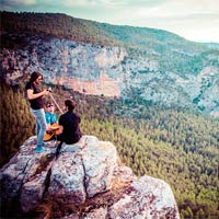 Second al borde del precipicio