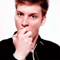 George Ezra lidera la lista británica de discos