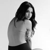Segundo número 1 para Selena Gomez en la Billboard 200