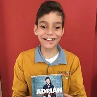 Adrian Martin nº1 en discos en España con 'Lleno de vida'
