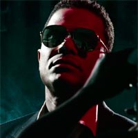 Maxwell nº1 en LaHiguera.net con 'Lake by the ocean'