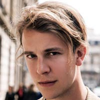 Tom Odell y Mona en los vídeos de la semana