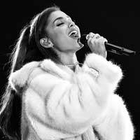 Ariana Grande retomaría su gira europea en París
