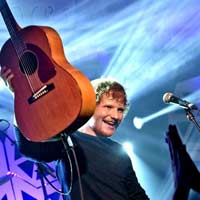 Ed Sheeran recupera el nº1 en UK con "Divide"