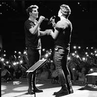 Gemeliers con "Gracias" recupera el nº1 en discos en España