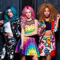 Sweet California nº1 en discos en España con "3"