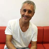 Sergio Dalma repite en el nº1 en España con "Vía Dalma III"